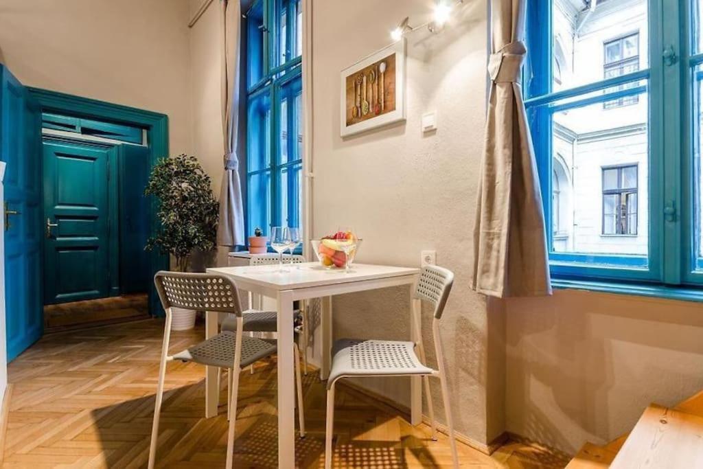 Blue Lotus Apartment T50 Budapest Eksteriør bilde